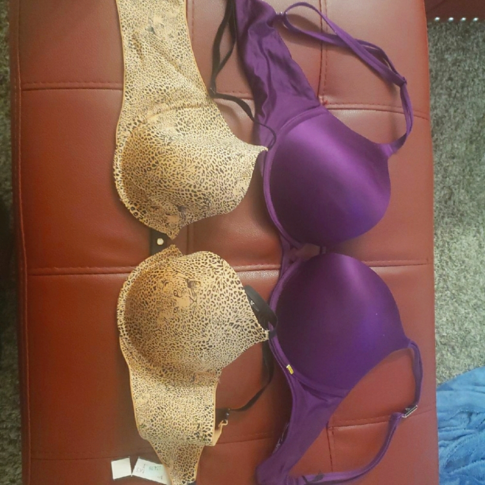 VS Bras